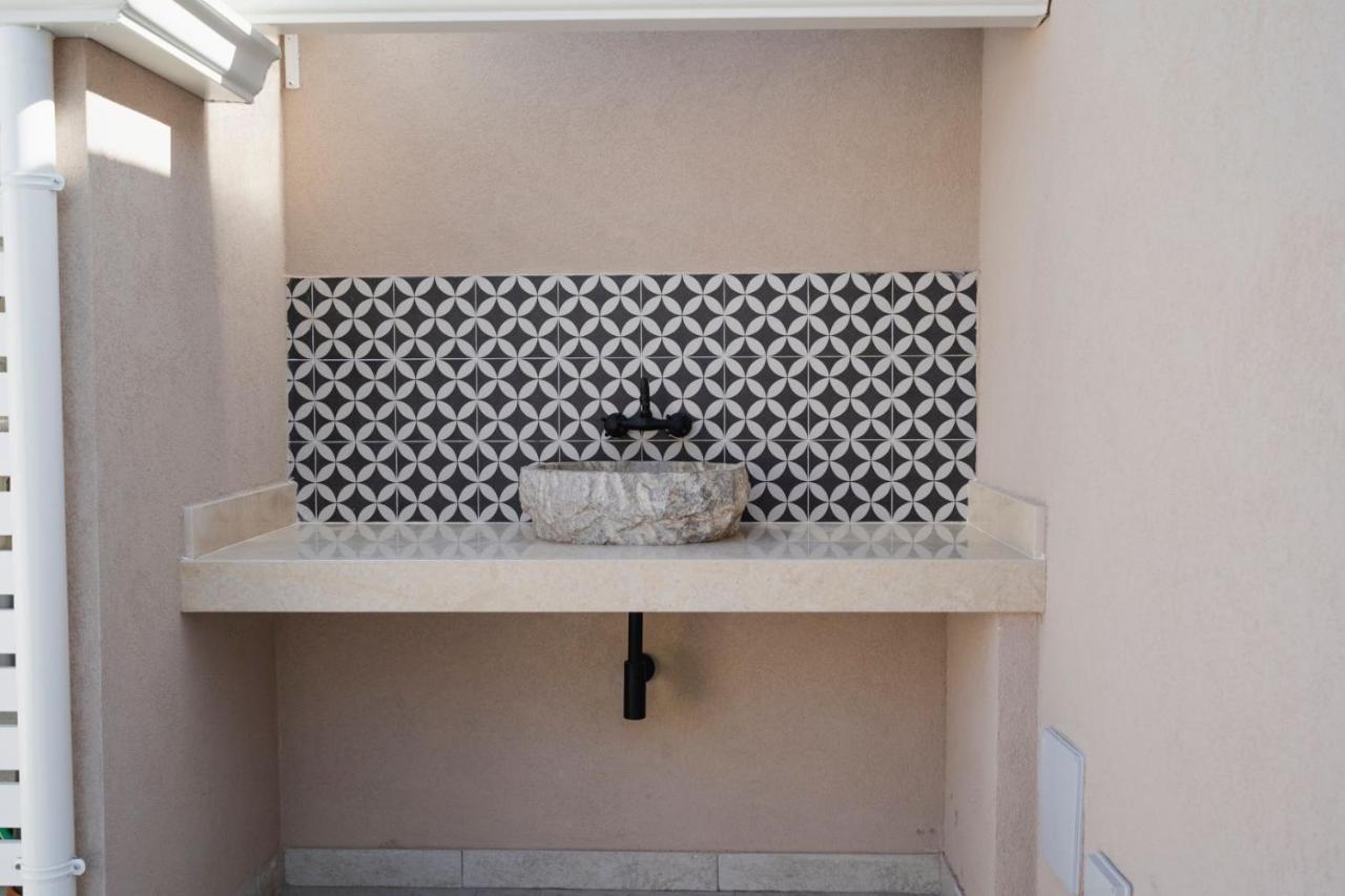 Le Coralline Apartments Pozzallo Bagian luar foto